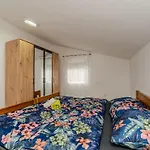 Vila Ivanovi Dvori