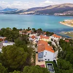 Ivanovi Dvori Benkovac