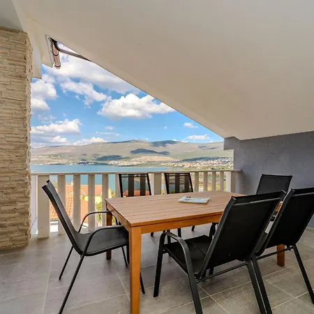 Villa Ivanovi Dvori Benkovac