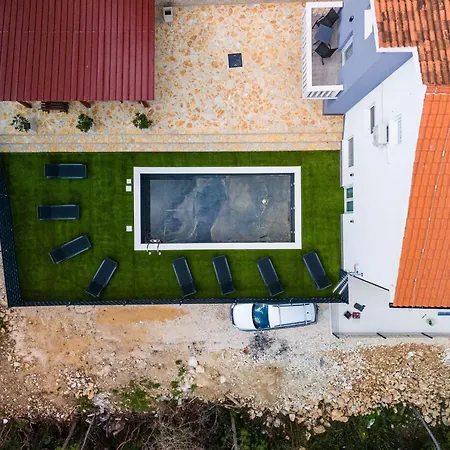 Villa Ivanovi Dvori Benkovac