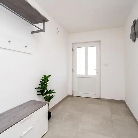 ヴィラ Ivanovi Dvori