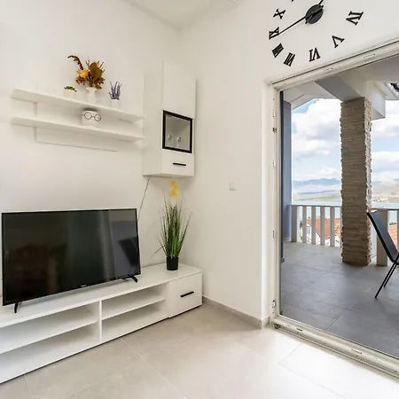 Ivanovi Dvori ヴィラ ベンコヴァツ