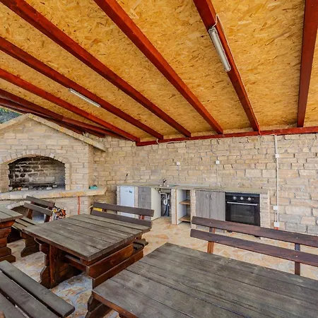 ヴィラ Ivanovi Dvori *