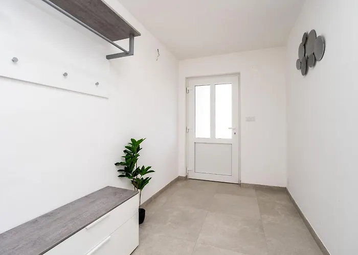 Вилла Ivanovi Dvori