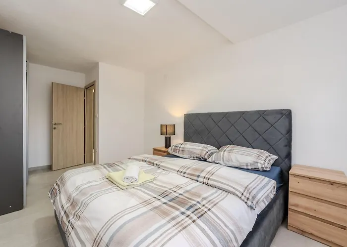 Вилла Ivanovi Dvori