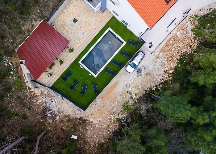 Вилла Ivanovi Dvori *